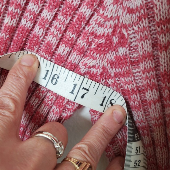 Vintage 1970s Cranberry Marled Knit Belted Cardigan Sweater Jacket with Pockets - Picture 5 of 15